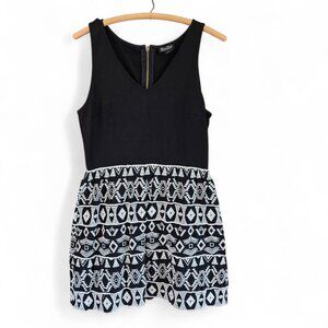Lucky Brand Medium Black & White Embroidered Sleeveless Tank Dress Back Zipper